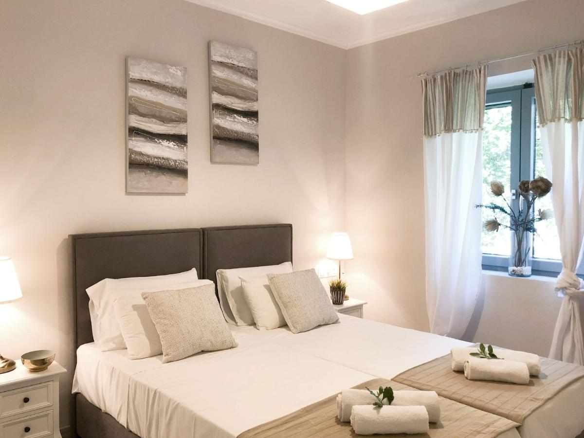 Alekas Harbour House Villa Kassiopi Exterior photo